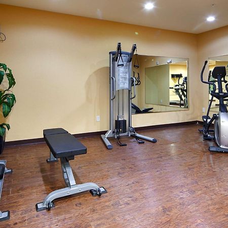 Best Western Plus Fort Worth Forest Hill Inn & Suites Zewnętrze zdjęcie