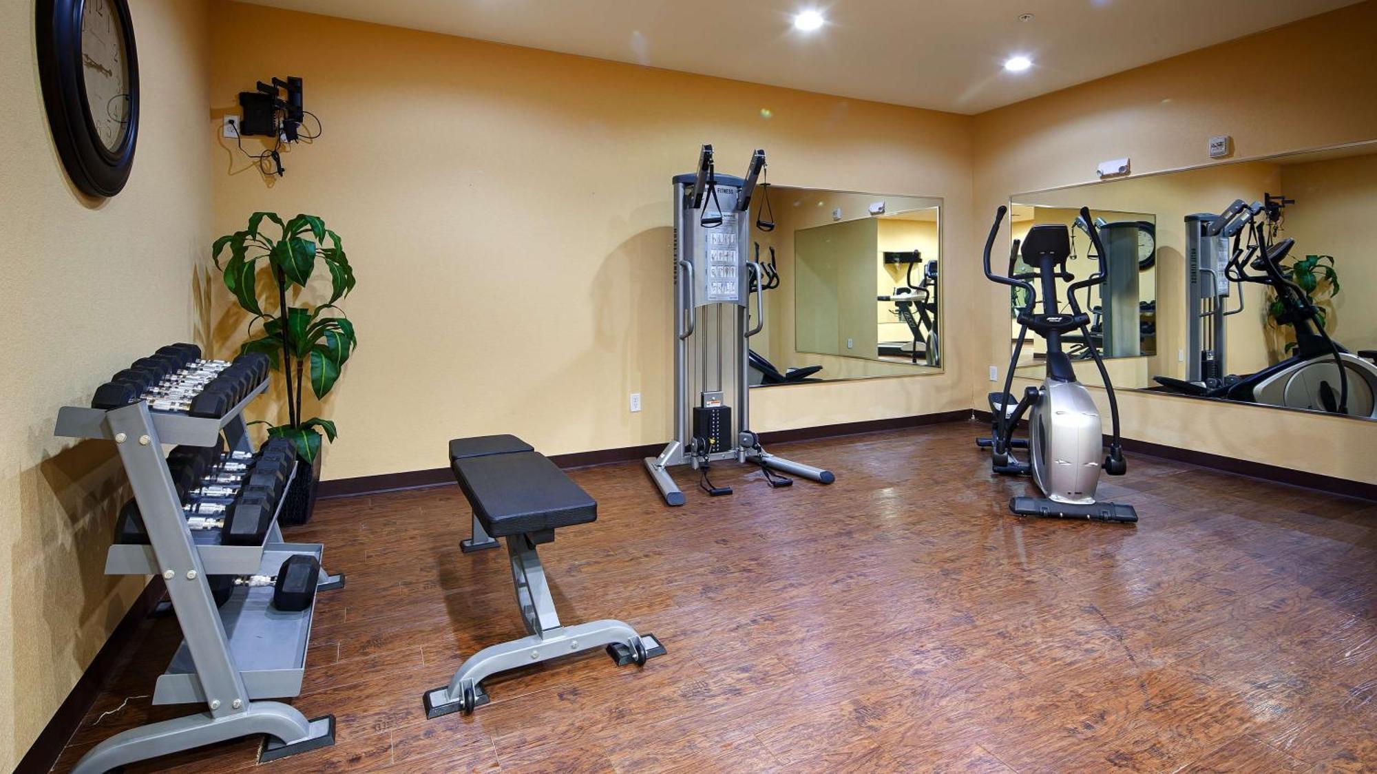 Best Western Plus Fort Worth Forest Hill Inn & Suites Zewnętrze zdjęcie